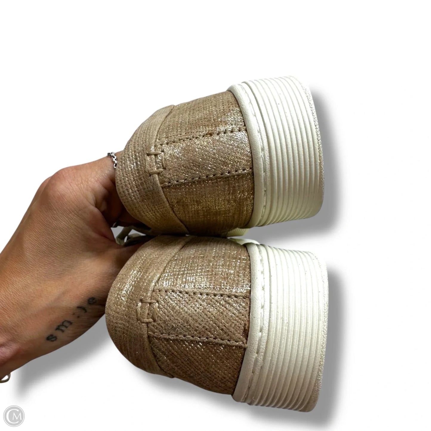 Shoes Sneakers By Sofft In Gold, Size: 11