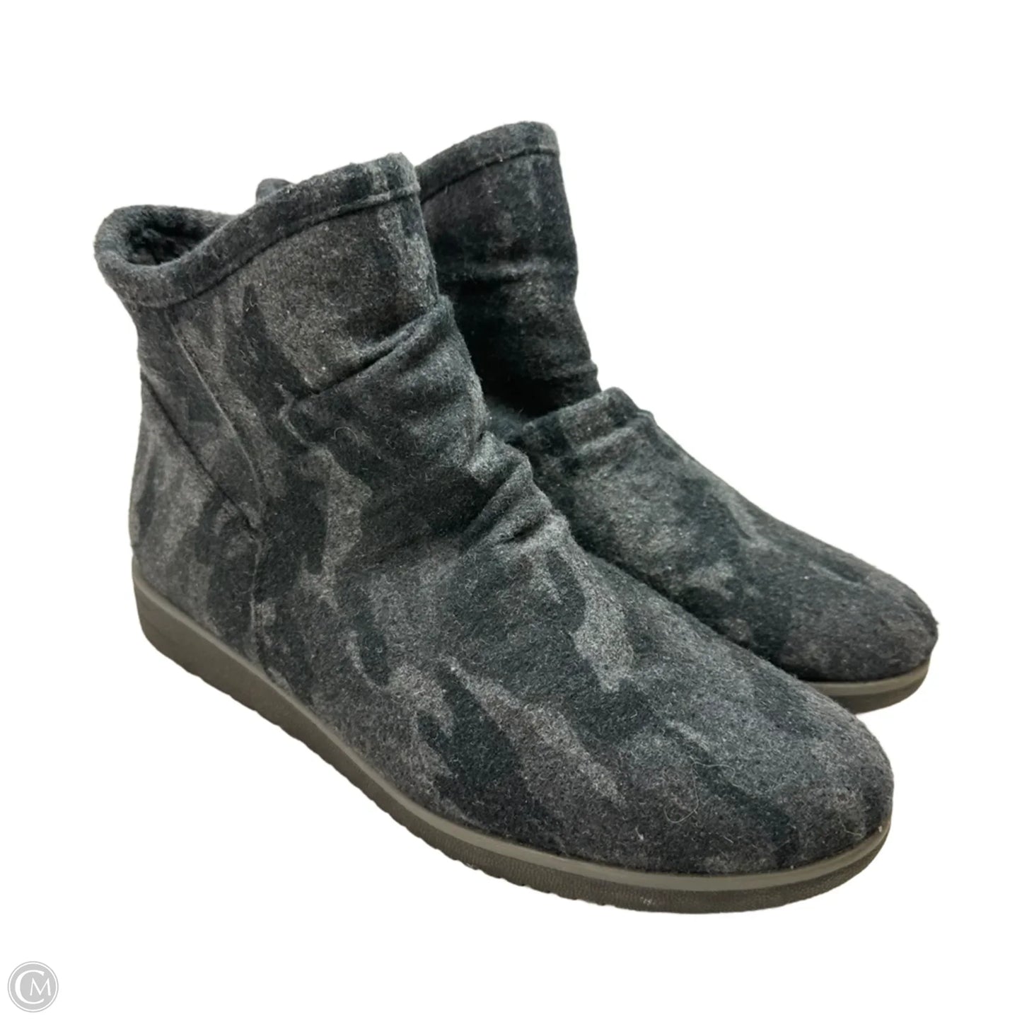 Boots Ankle Flats By Naturalizer In Camouflage Print, Size: 9.5