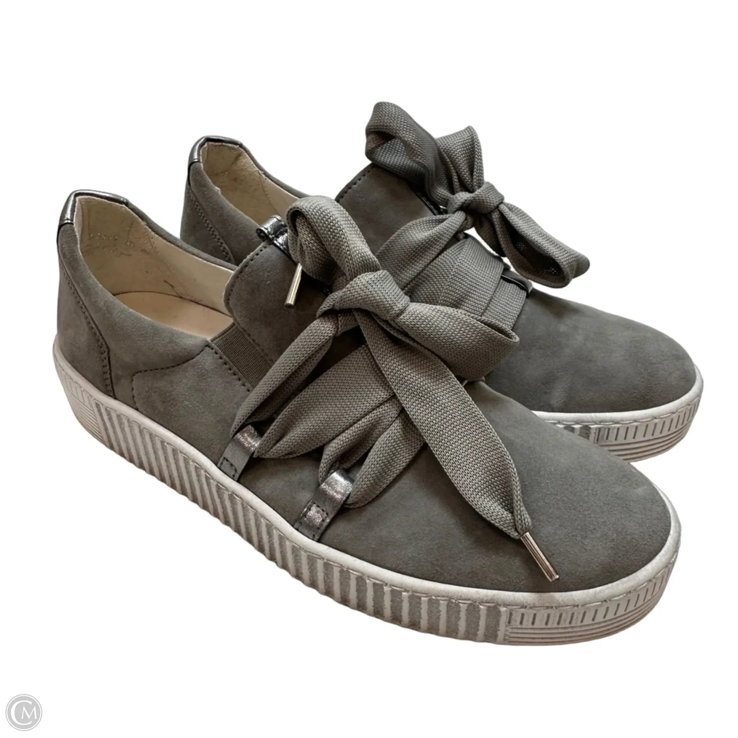 Shoes Flats By Cma In Grey, Size: 5.5