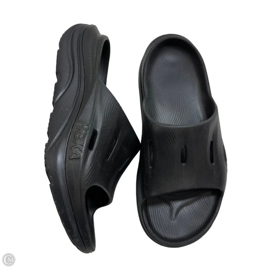Sandals Flats By Hoka In Black, Size: 8