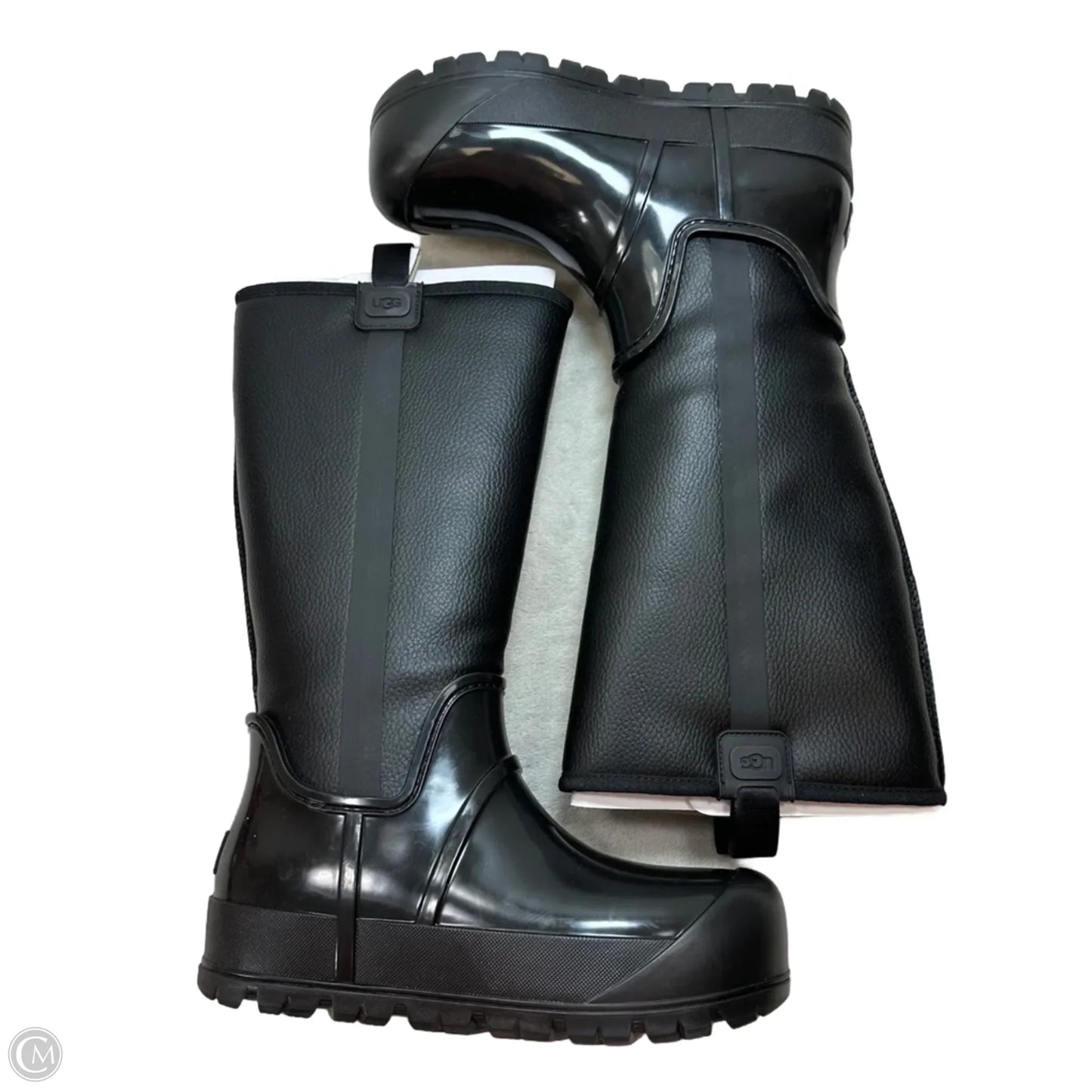 Boots Designer By Ugg In Black, Size: 8