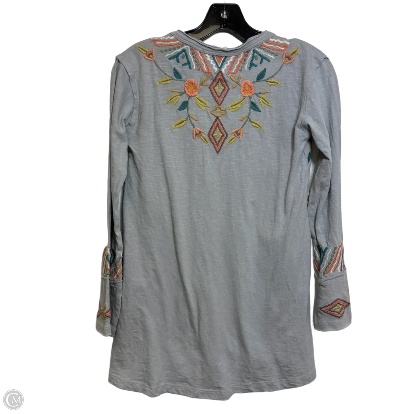 Top Long Sleeve By Clothes Mentor In Grey, Size: Xs