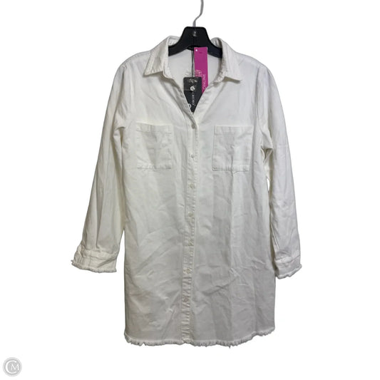 Dress Casual Short By Clothes Mentor In White, Size: M