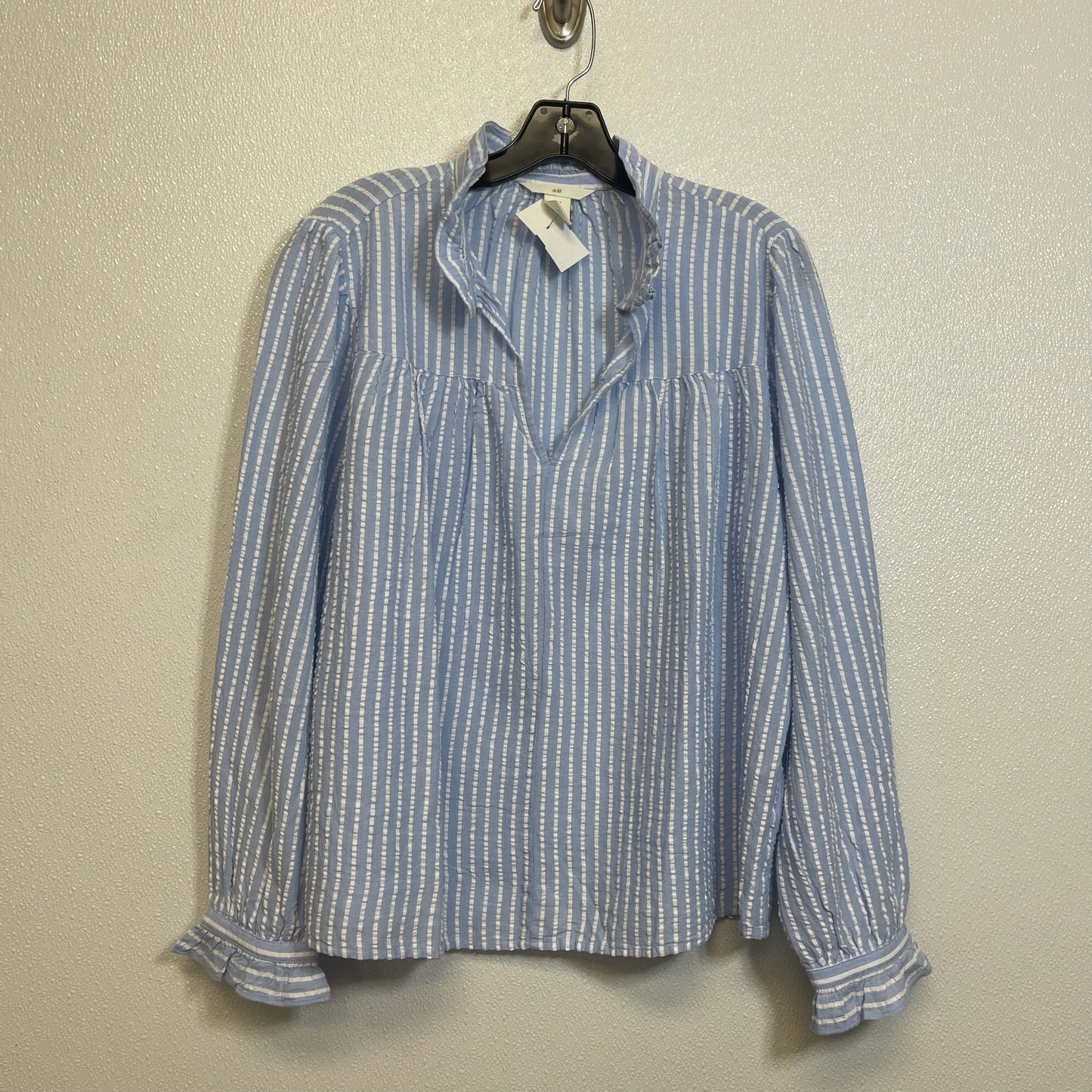 Top Long Sleeve By H&m In Striped, Size: S