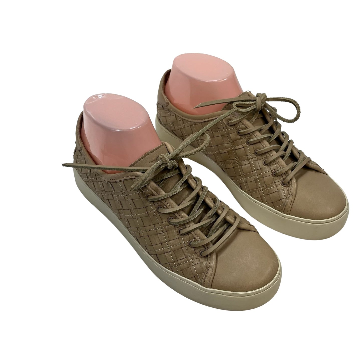 Shoes Sneakers By Frye In Tan, Size: 7.5