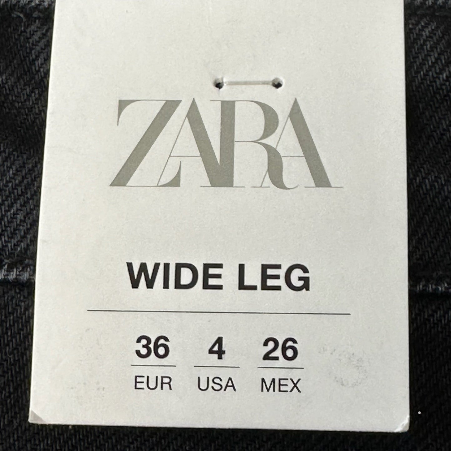 Jeans Wide Leg By Zara In Black Denim, Size: 4