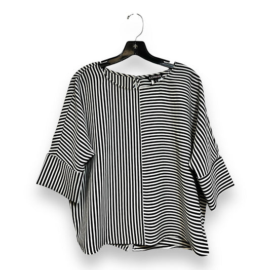 Top Short Sleeve By Express O In Striped, Size: S