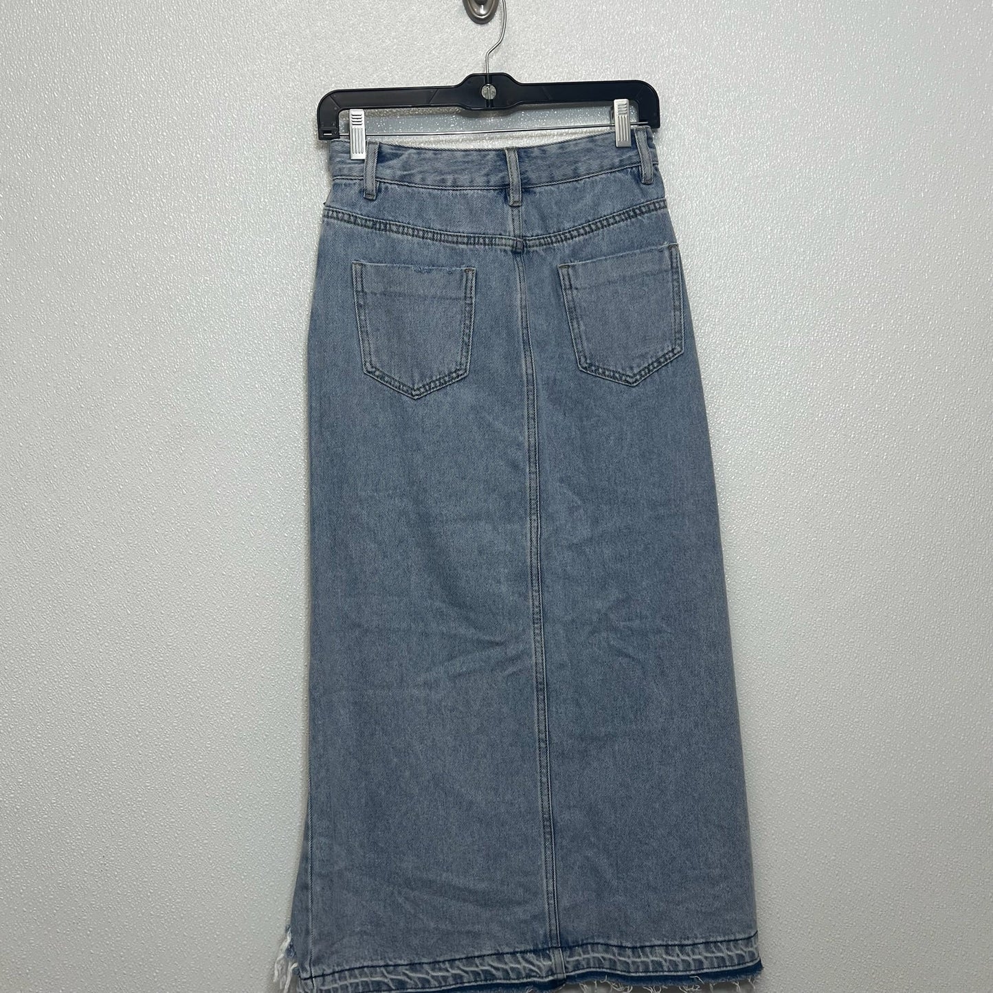 Skirt Midi By Clothes Mentor In Denim, Size: S