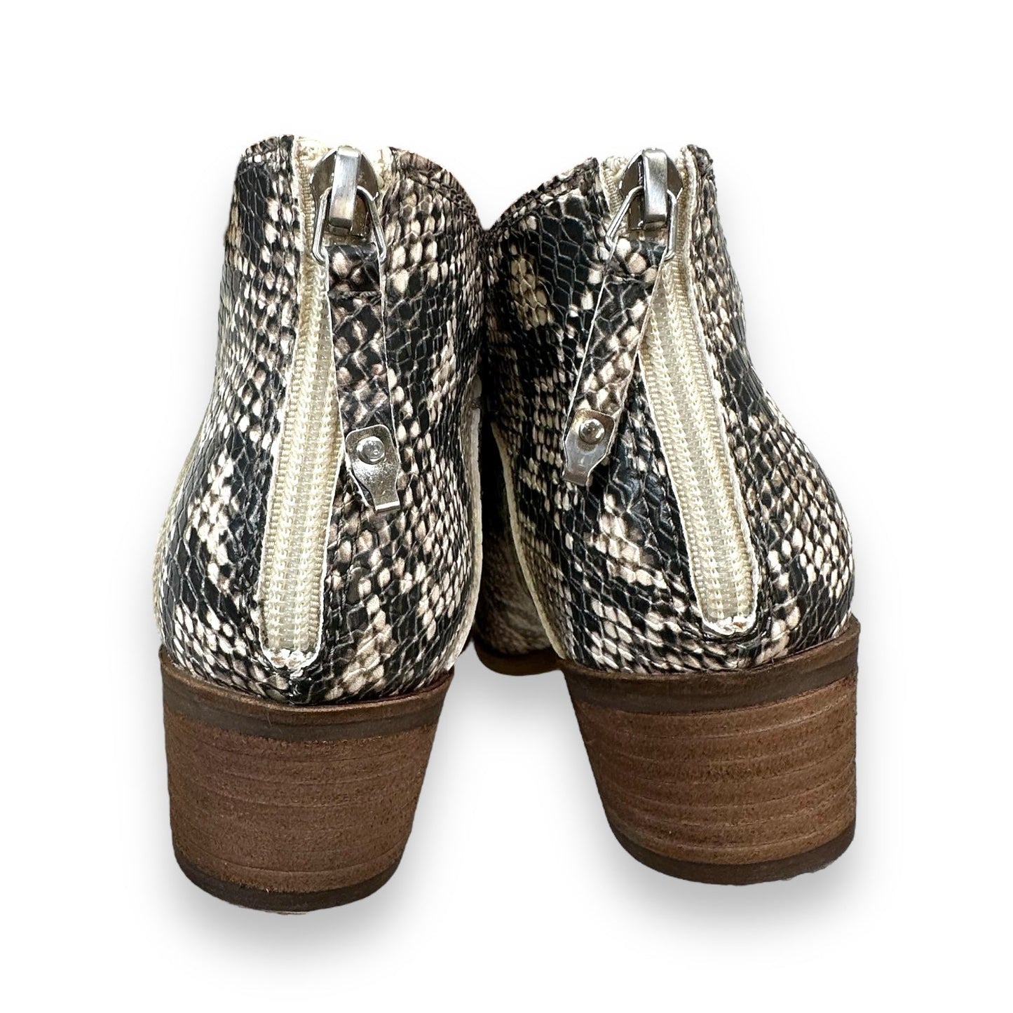 Boots Ankle Flats By Dolce Vita In Snakeskin Print, Size: 6.5