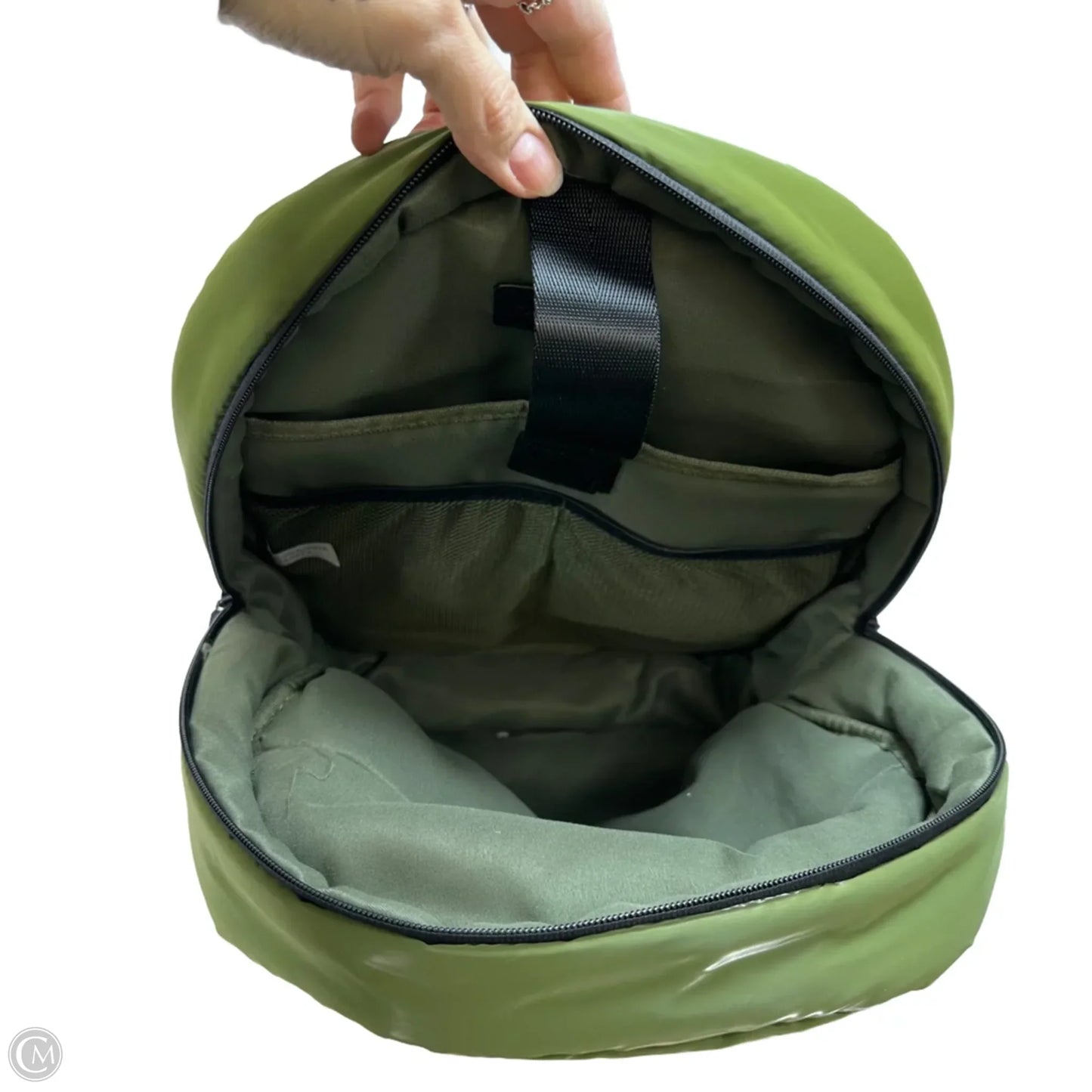 Backpack By Bearpaw, Size: Medium