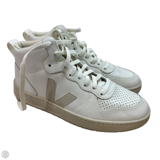 Shoes Sneakers By Veja In White, Size: 9.5