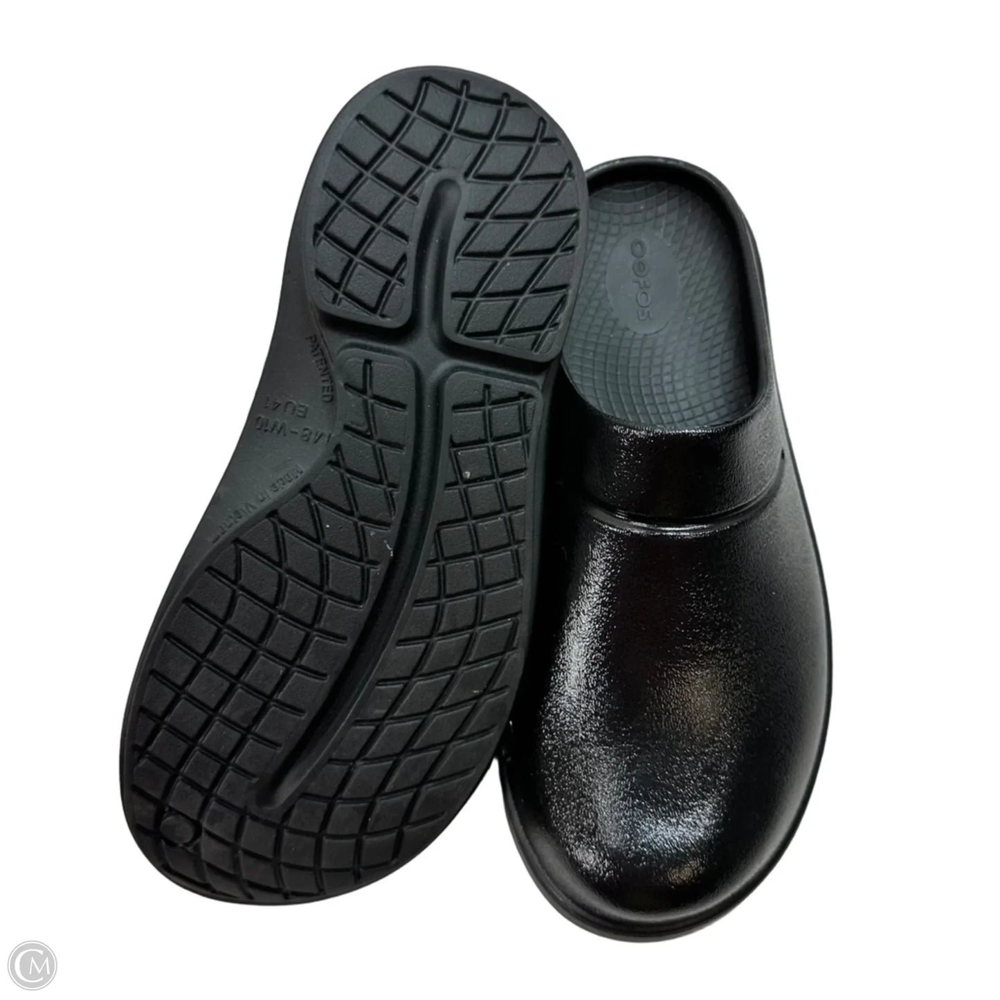Shoes Flats By Oofos In Black, Size: 10