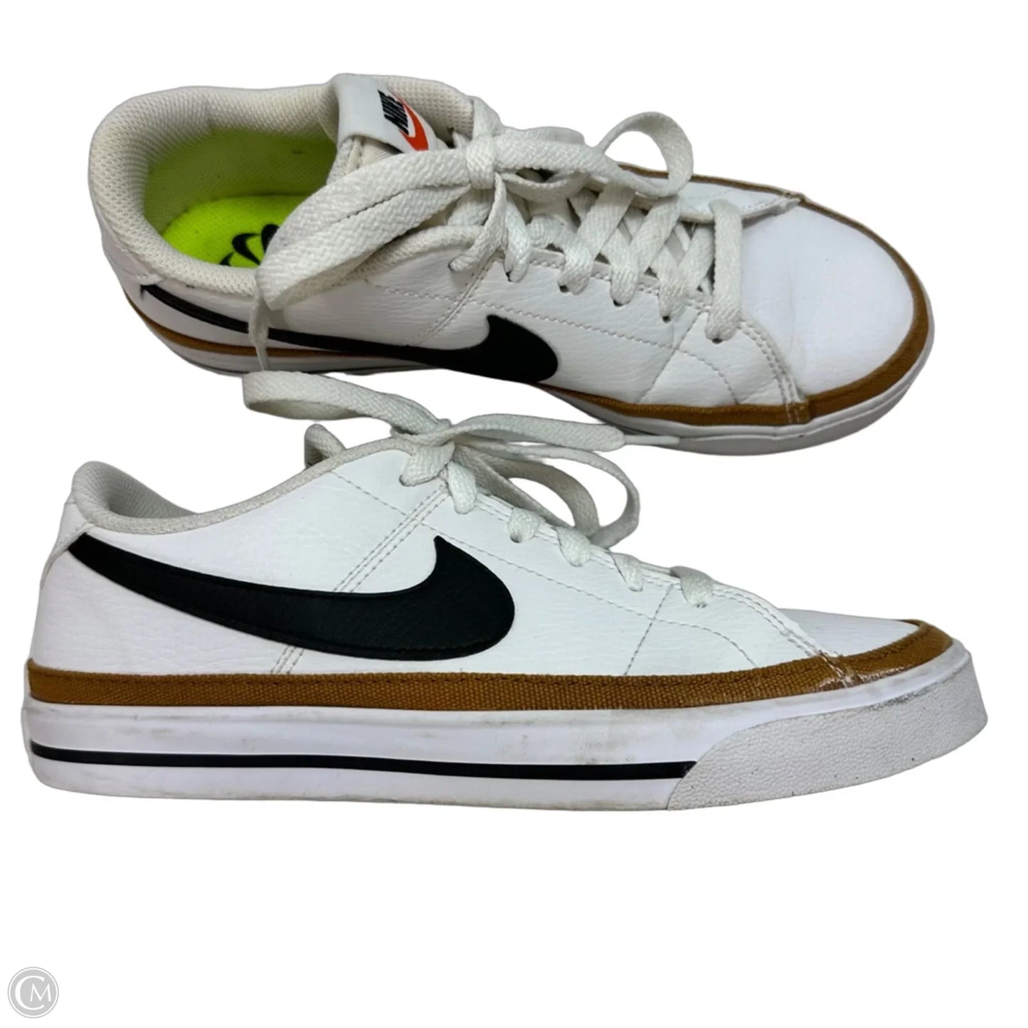 Shoes Sneakers By Nike In White, Size: 7.5