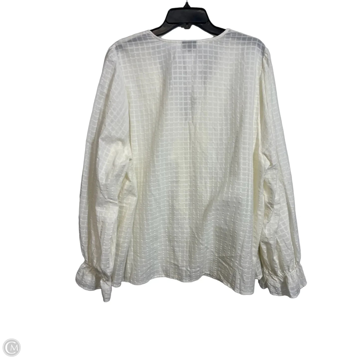 Top Long Sleeve By Torrid In Ivory, Size: 2x