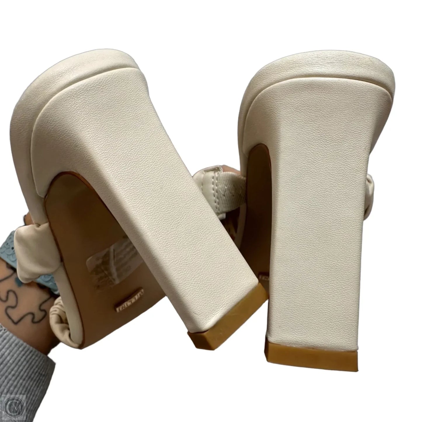 Sandals Heels Block By Clothes Mentor In Cream, Size: 9.5