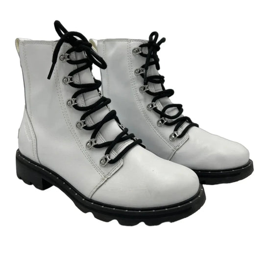 Boots Designer By Sorel In White, Size: 10