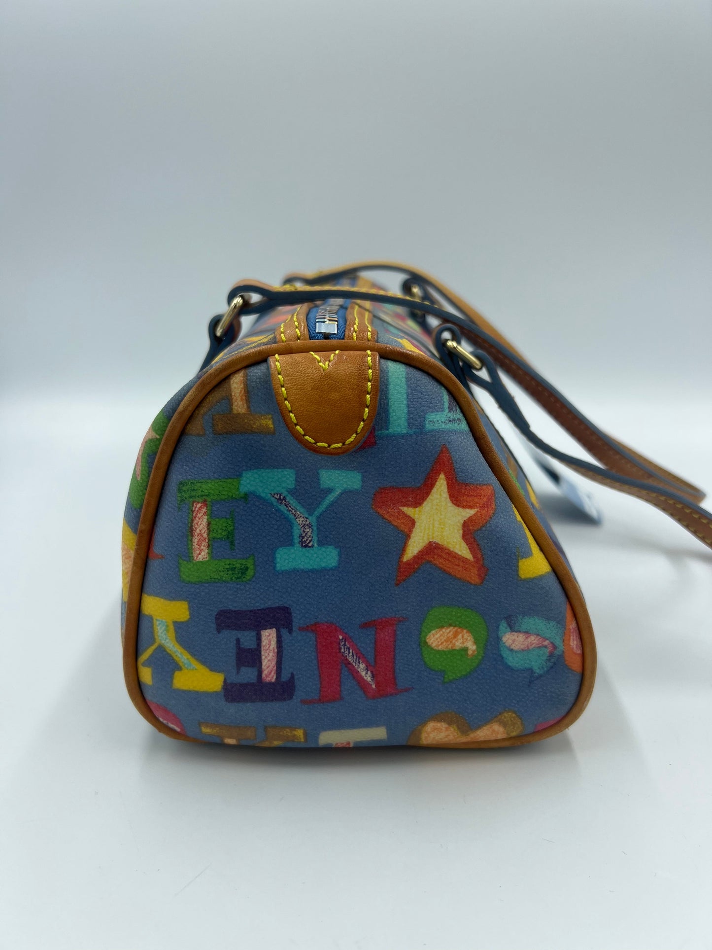 Handbag Designer Dooney And Bourke