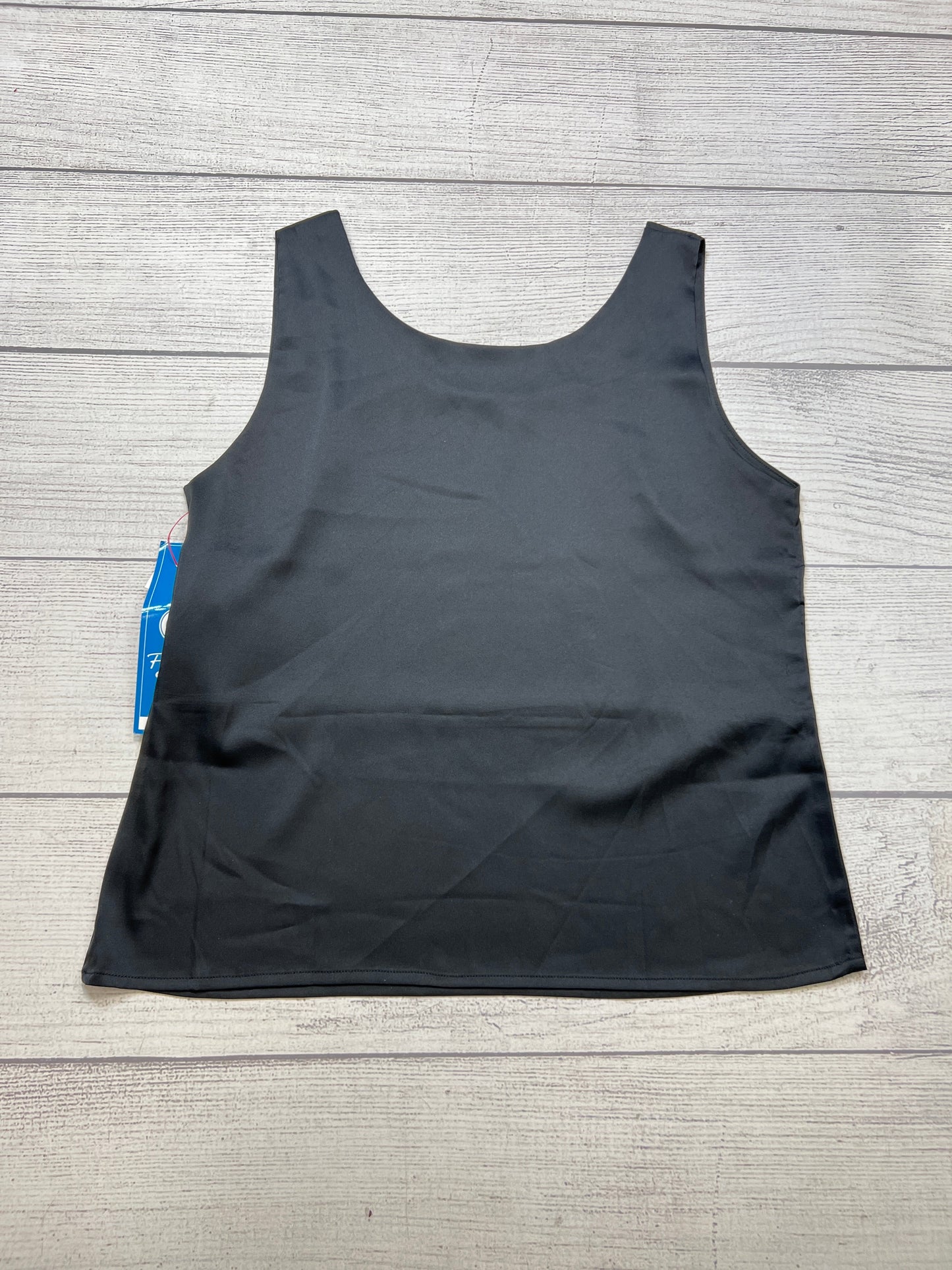 Top Sleeveless By Wantschun In Black, Size: M