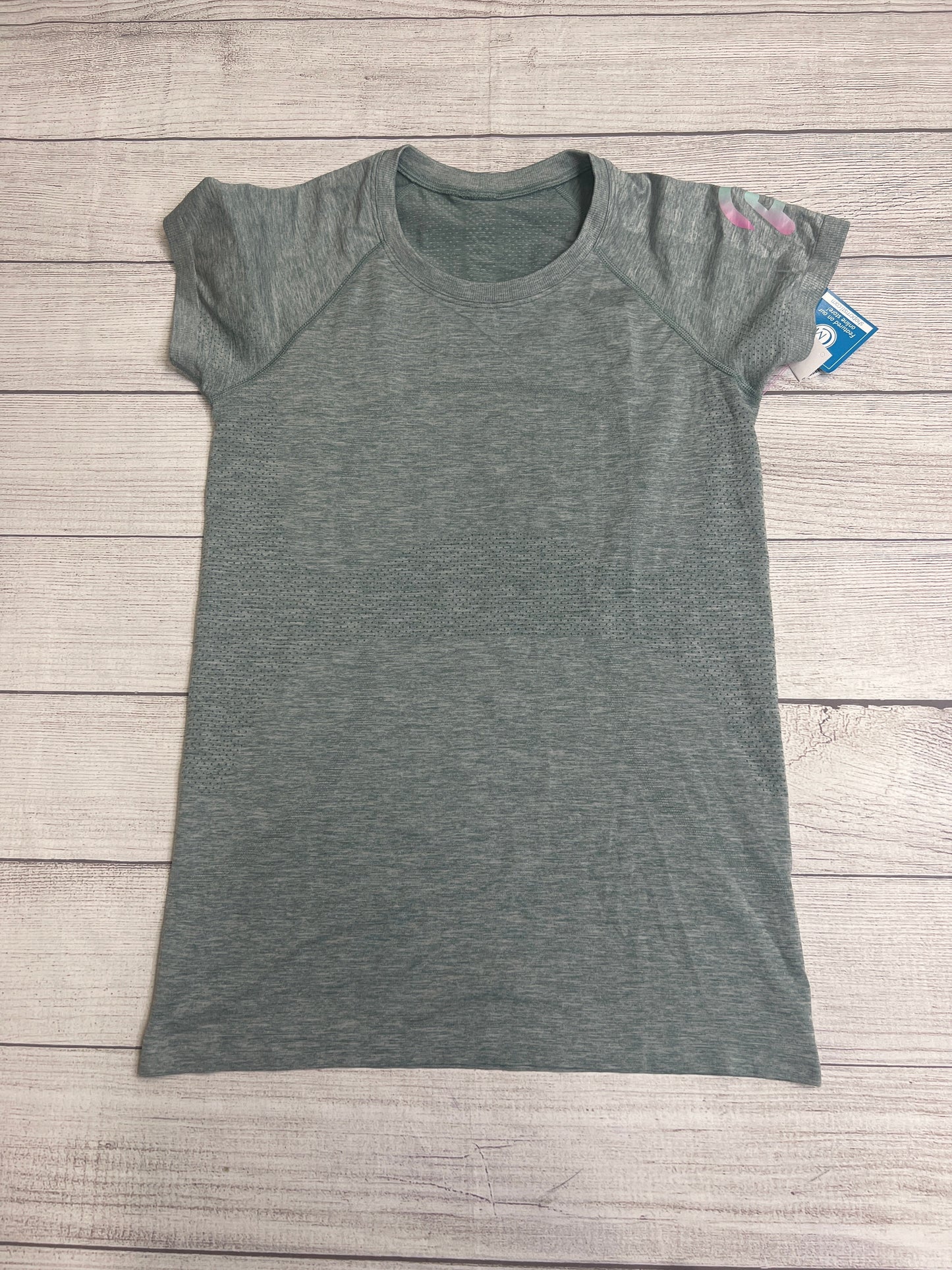 Athletic Top Short Sleeve By Lululemon  Size: 8