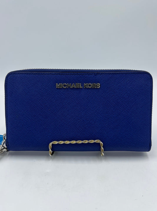 Wallet / Wristlet Designer By Michael Kors