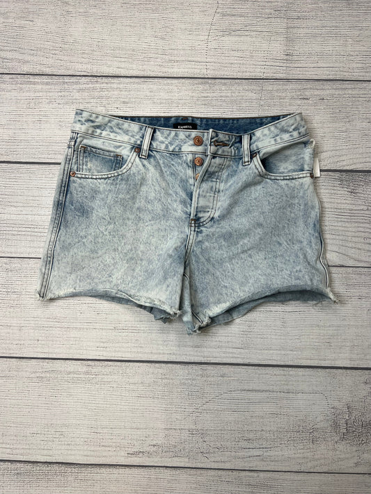 Shorts By Express  Size: 4