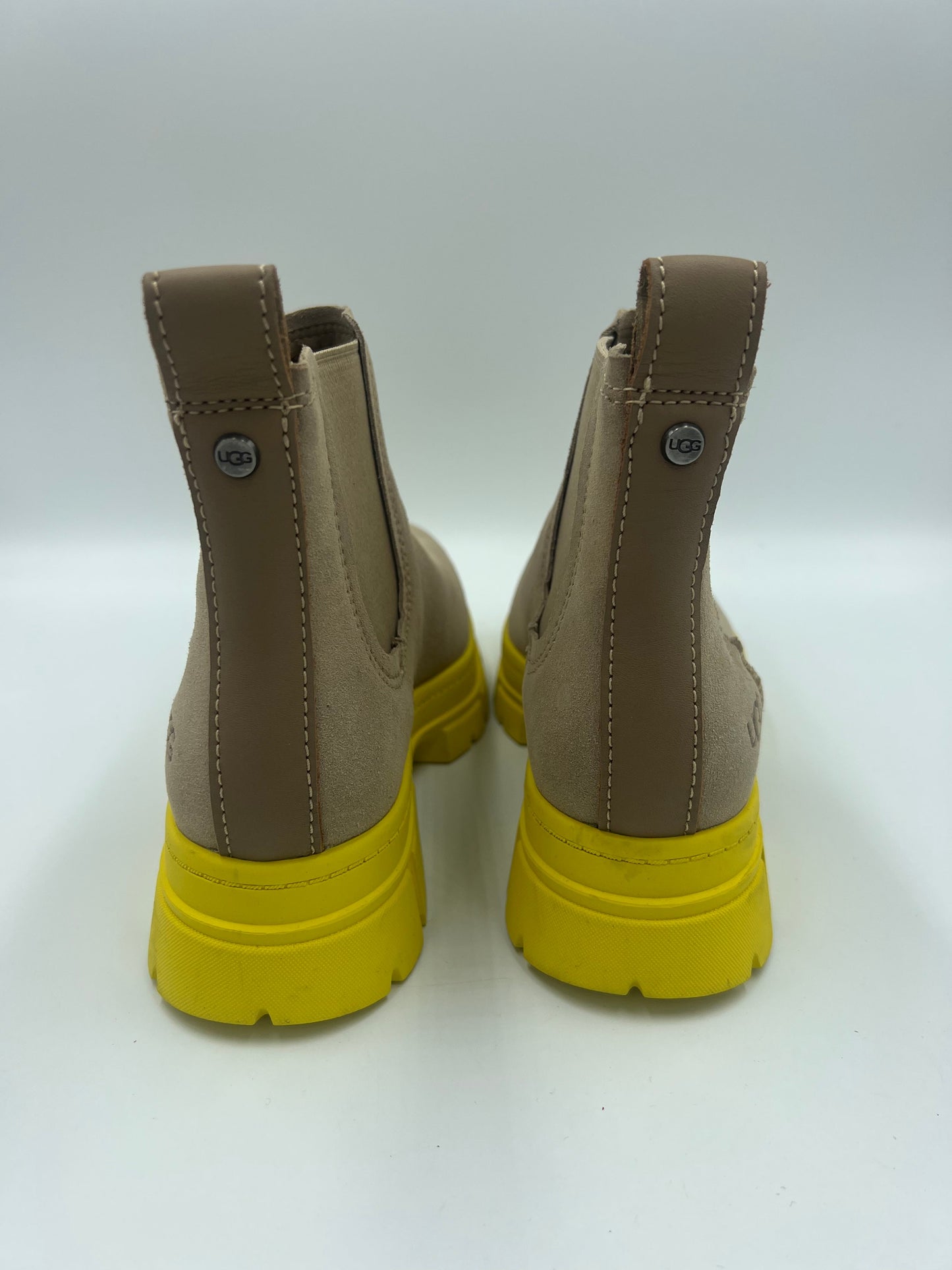 Lug Boots Designer Ugg, Size 8