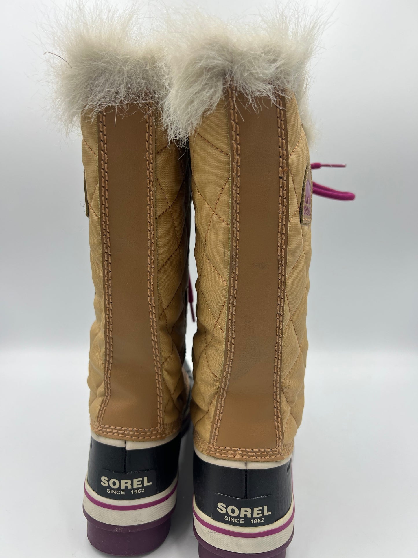 Boots Designer By Sorel In Tan, Size: 7