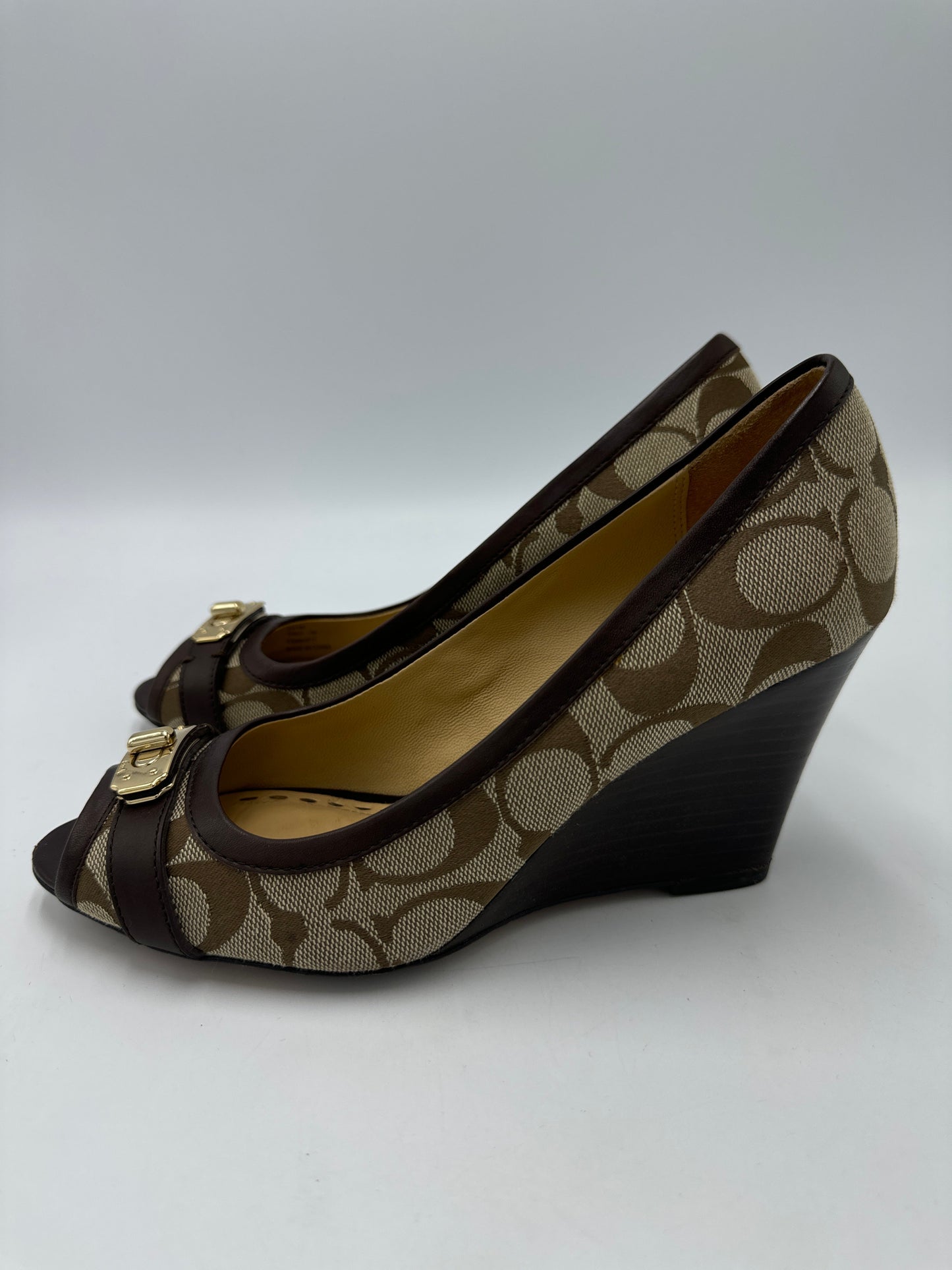 Shoes Designer By Coach In Brown, Size: 7