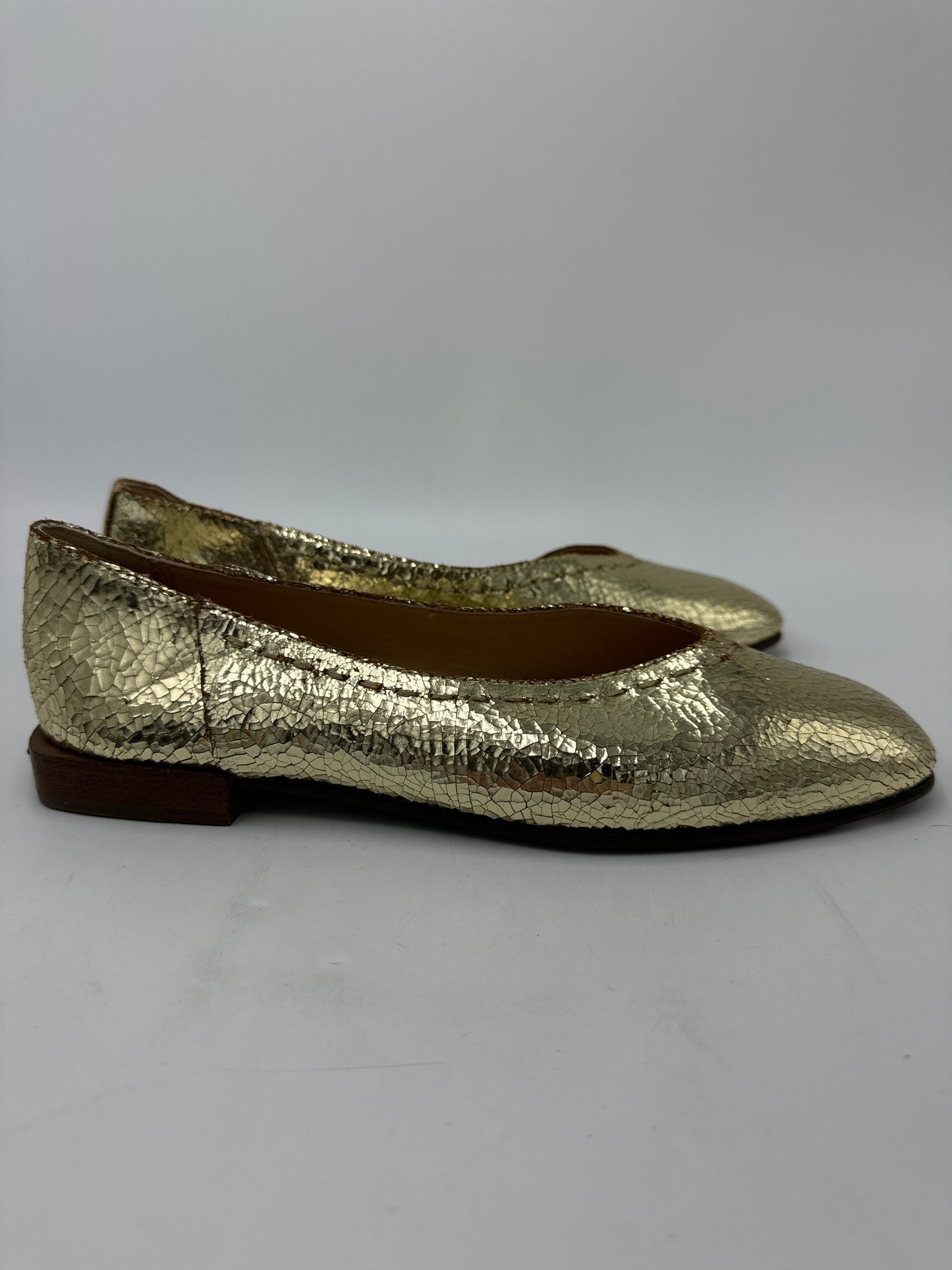 Shoes Designer By Frye In Gold, Size: 6