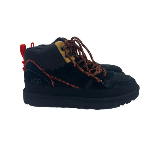 Boots Designer By Ugg In Black, Size: 8