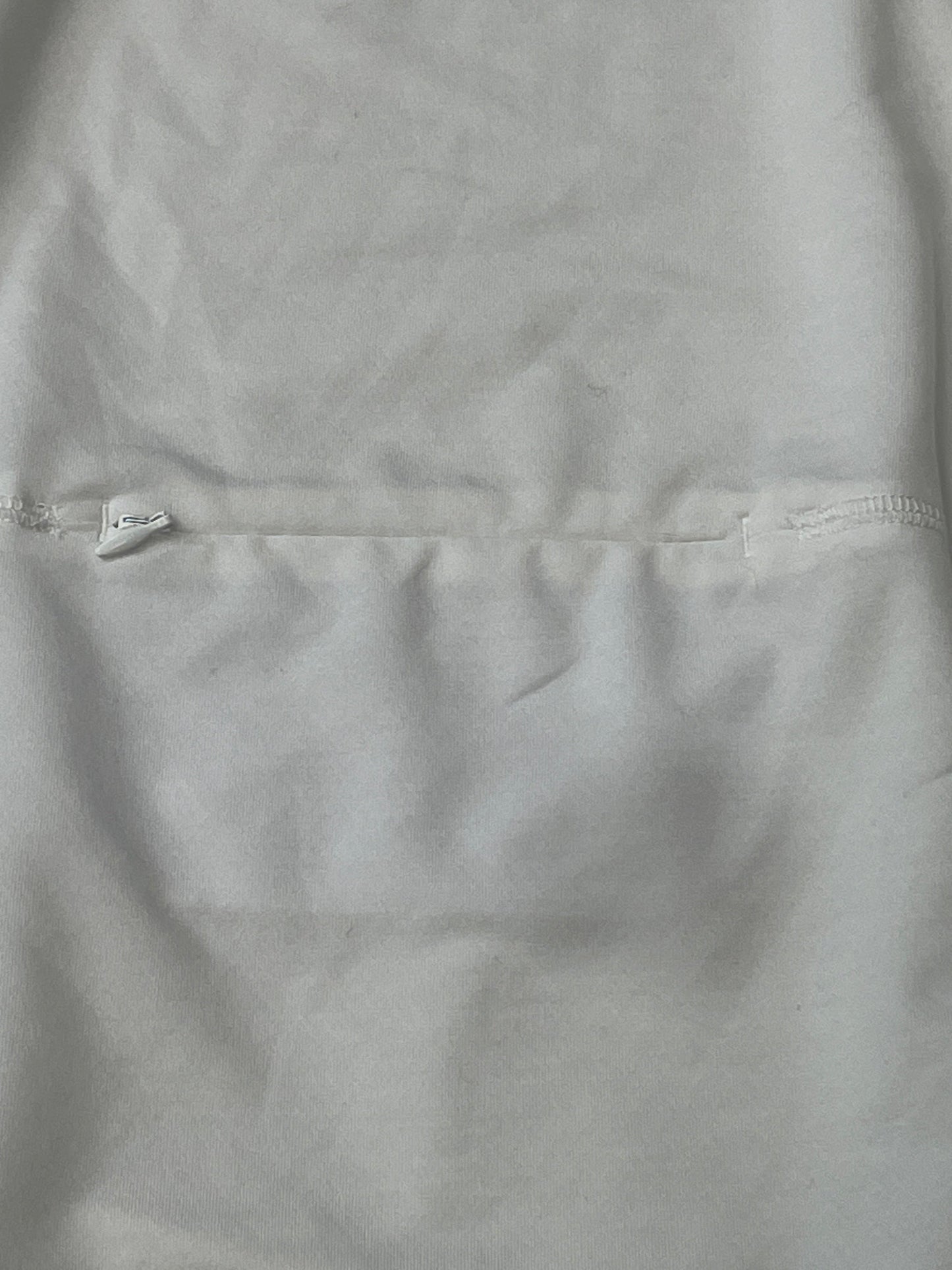 White Top Long Sleeve Vineyard Vines, Size L