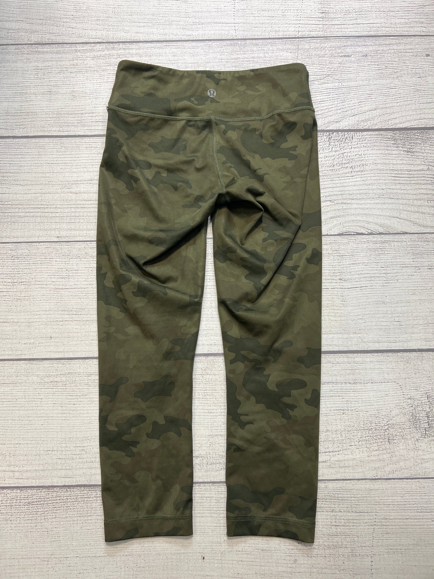 Athletic Capris By Lululemon In Camouflage Print, Size: 2