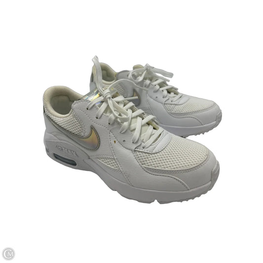 Shoes Sneakers By Nike In White, Size: 7