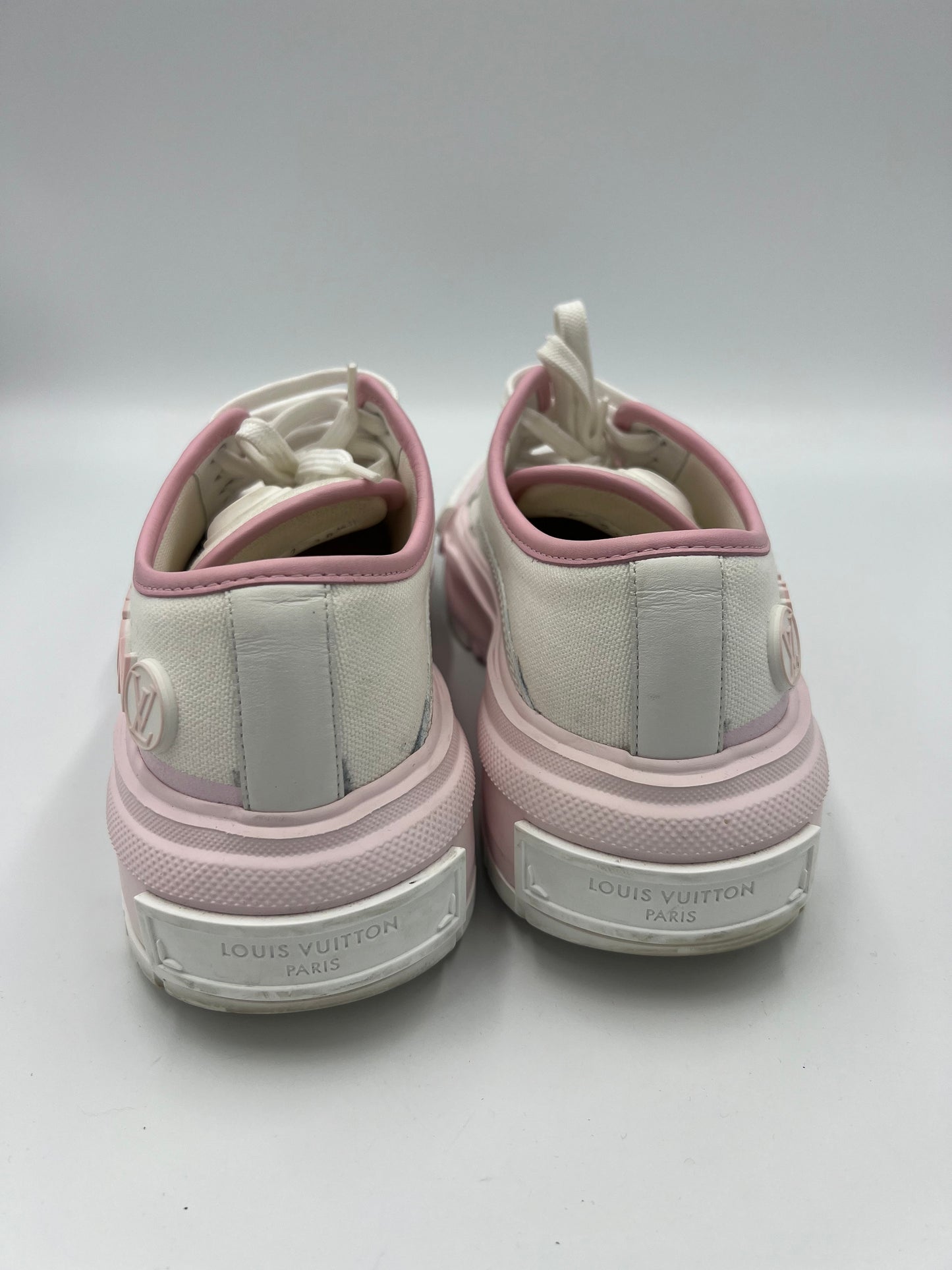 Louis Vuitton Squad Designer Sneakers,  Size: 8.5