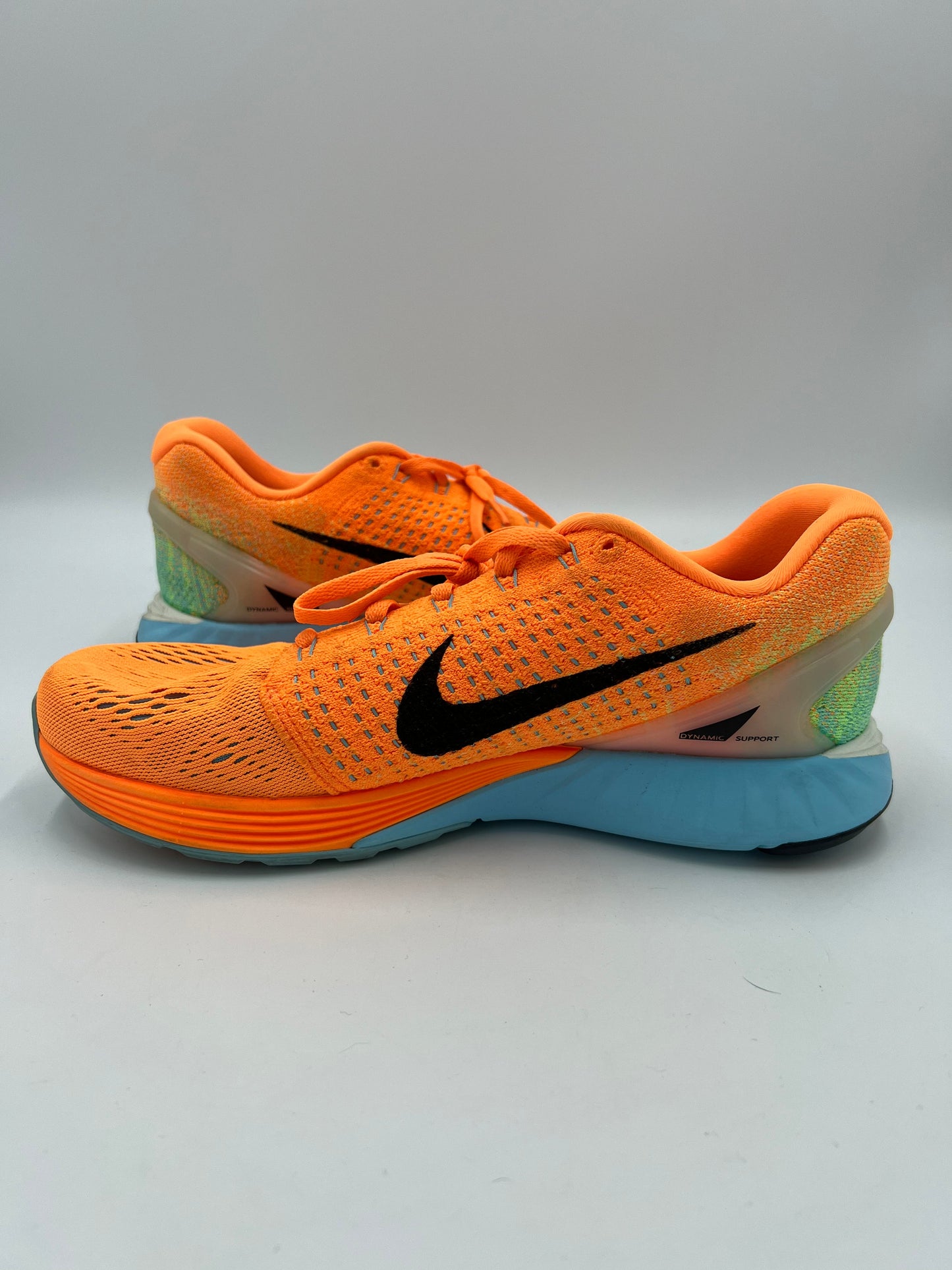 Shoes Athletic By Nike  Size: 9