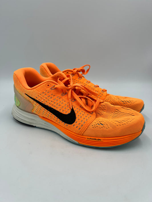 Shoes Athletic By Nike  Size: 9