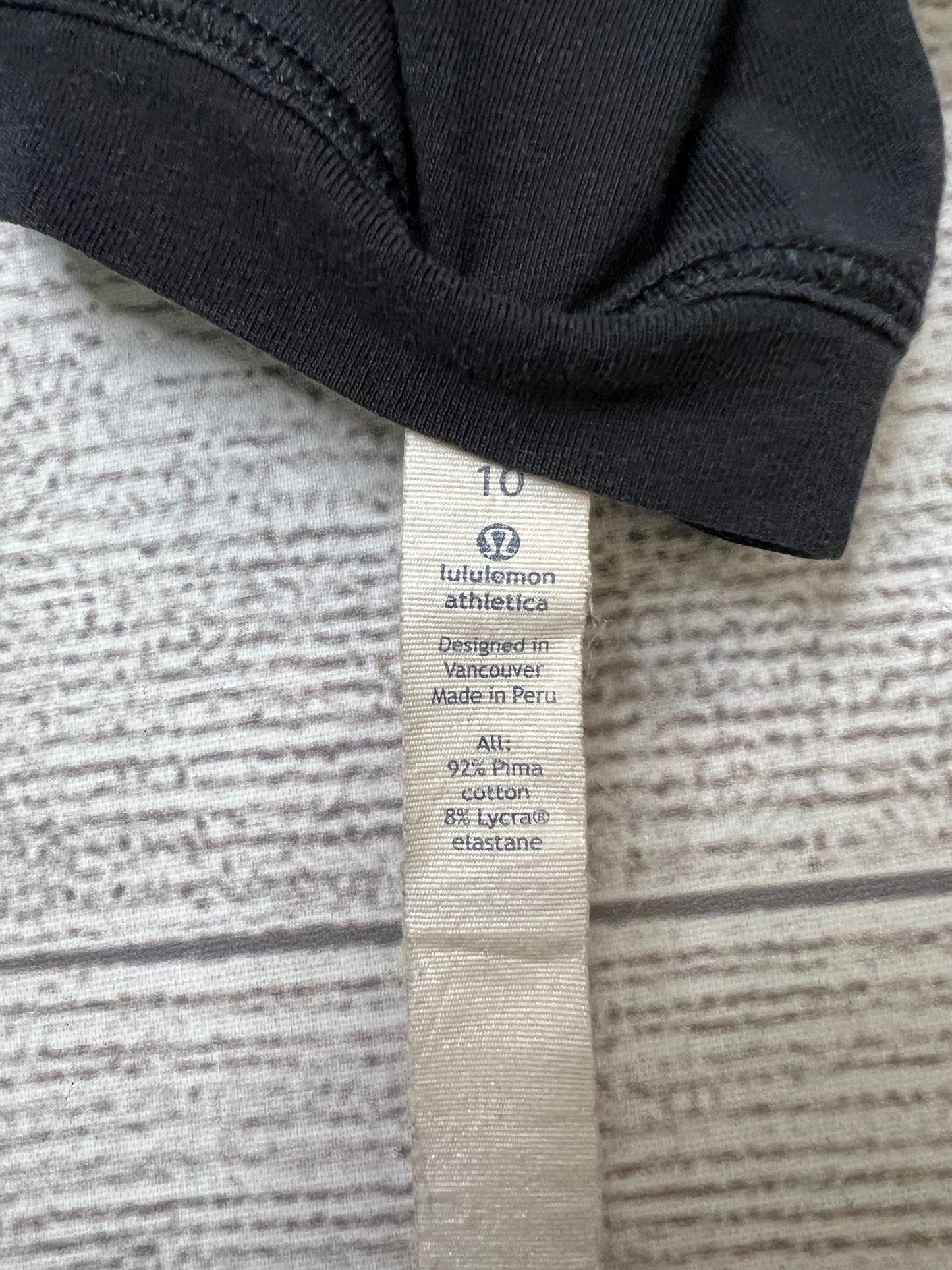 Athletic Tank Top By Lululemon  Size: 10