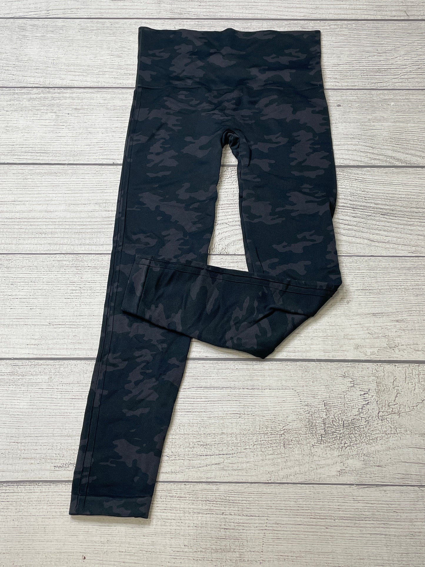 Camoflauge Athletic Leggings Spanx, Size L