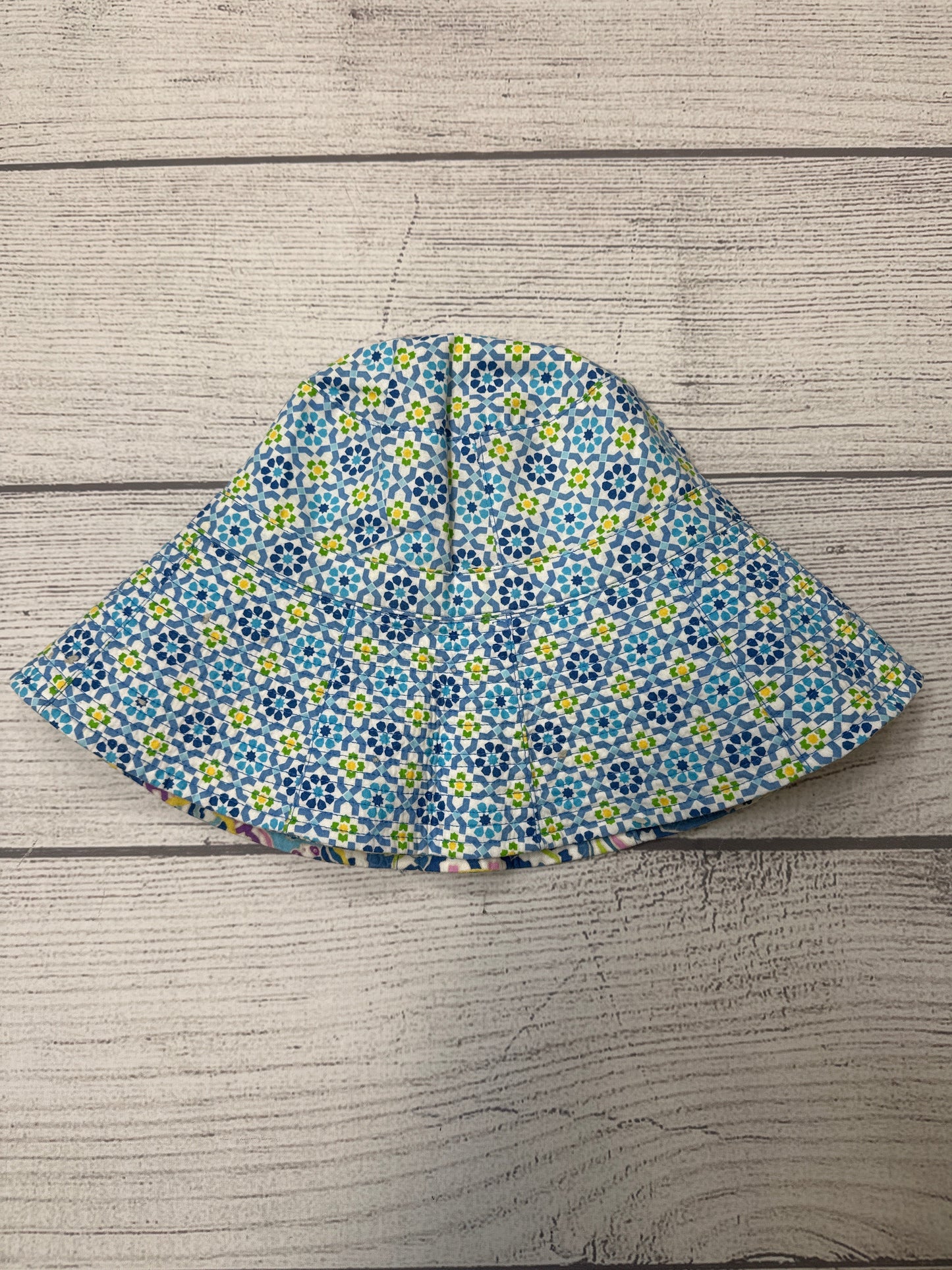 New! Reversible Hat Bucket Vera Bradle