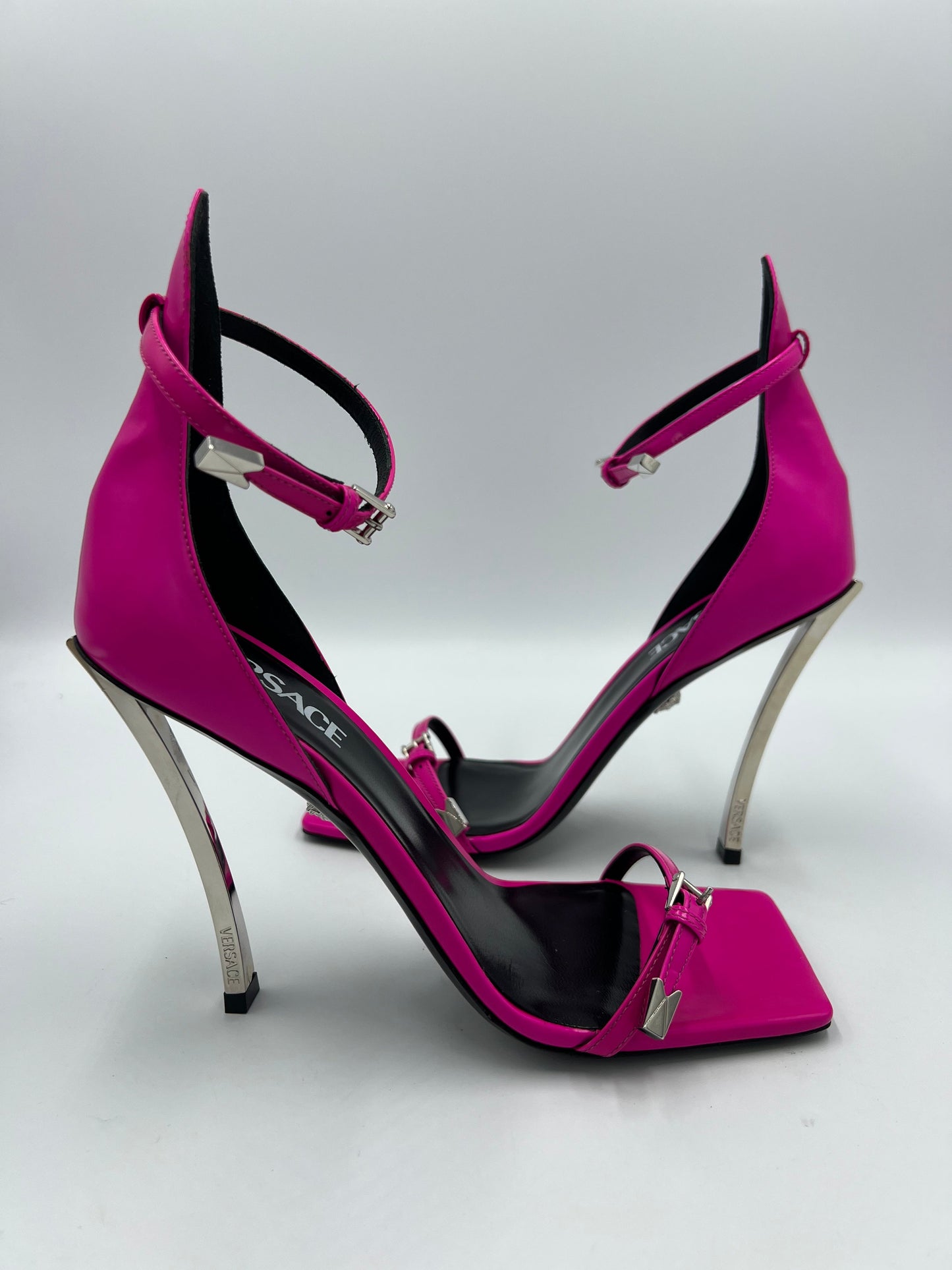 Versace Hot Pink Palladio Designer Heels, Size 8/38