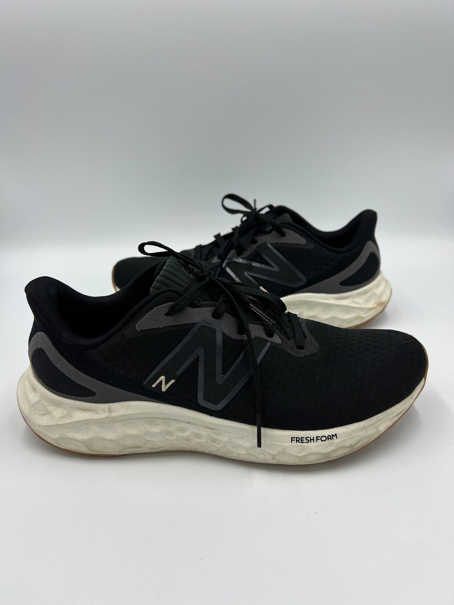 Shoes Athletic By Brooks In Black, Size: 10