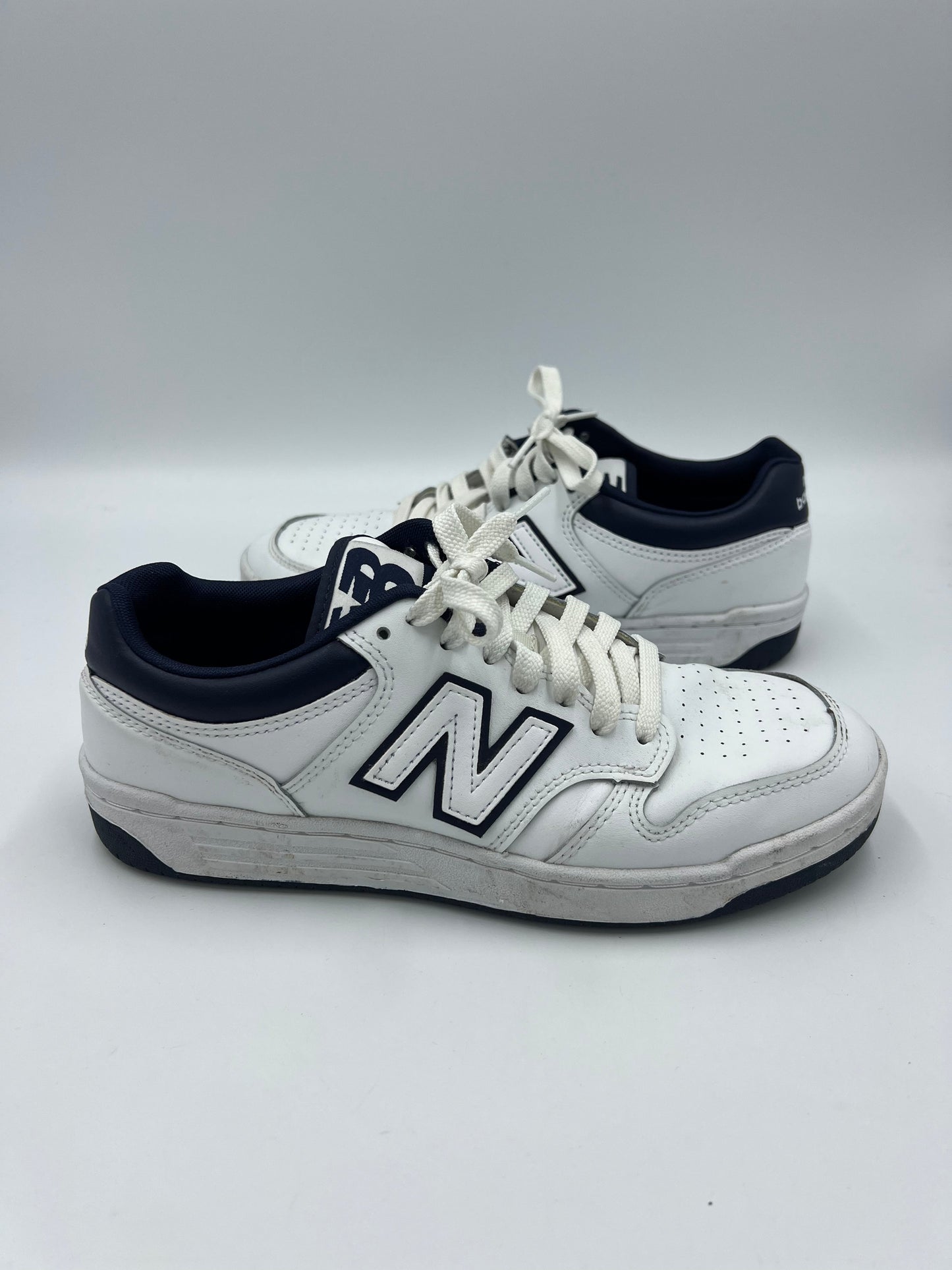 Shoes Athletic By New Balance In White Blue, Size: 9