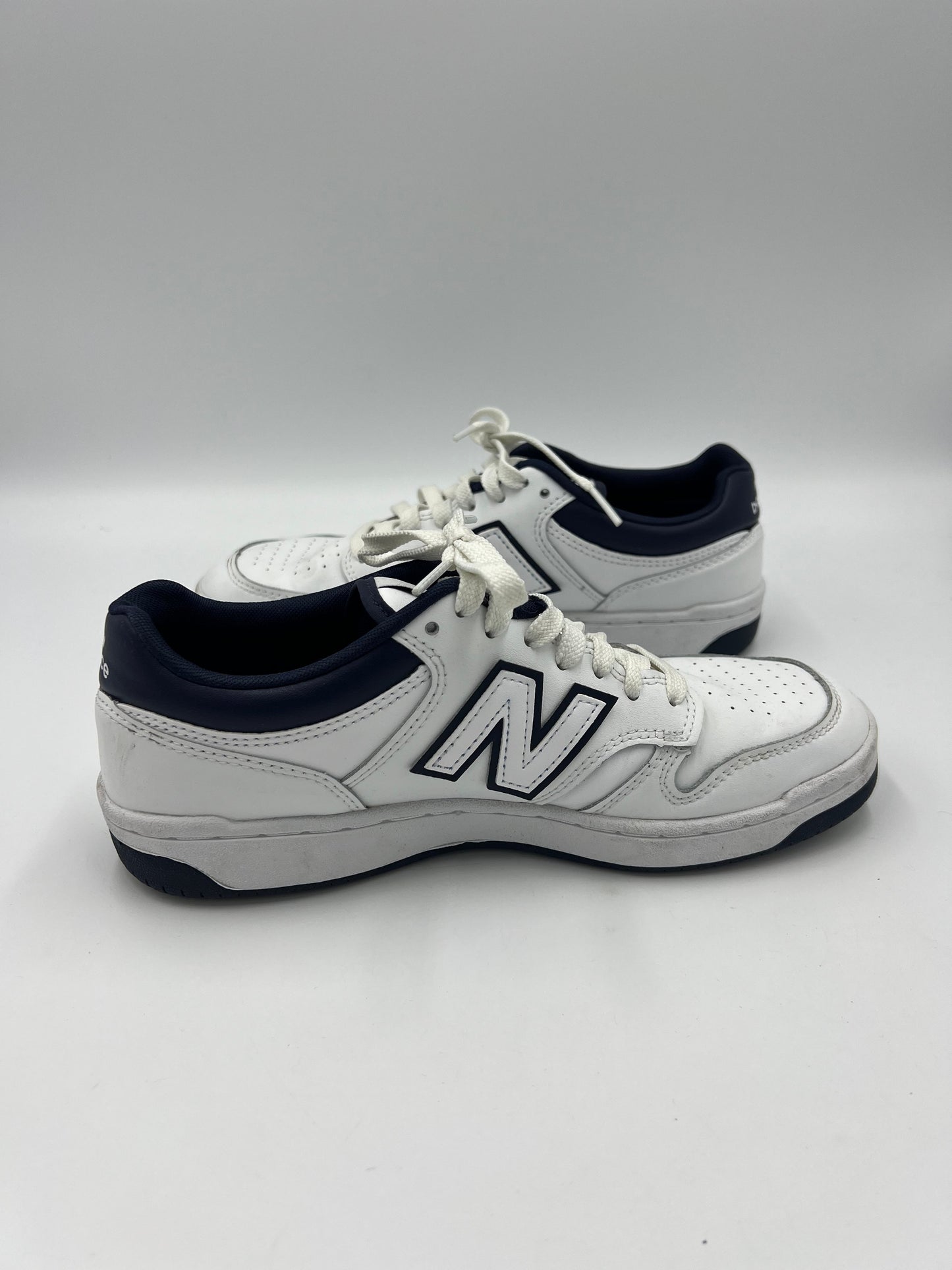 Shoes Athletic By New Balance In White Blue, Size: 9