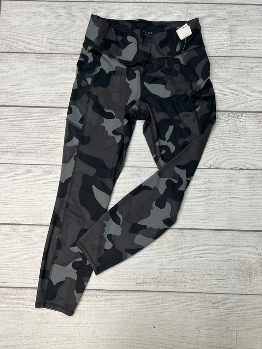 Athletic Capris By Athleta In Camoflauge, Size: M