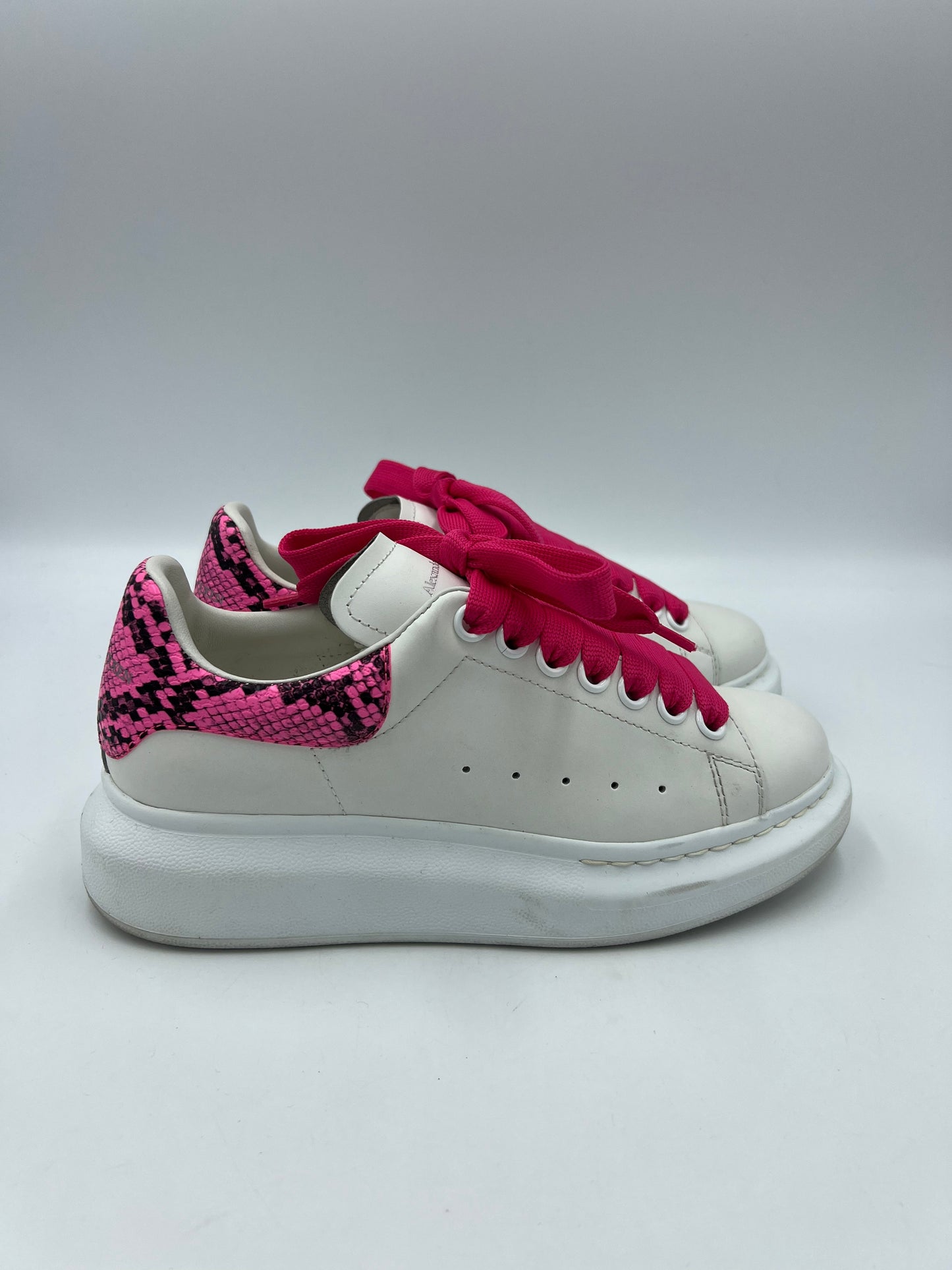 Alexander McQueen Designer Trainers In White, Size: 6