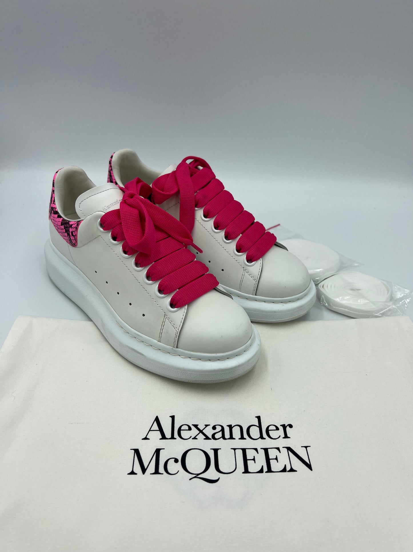 Alexander McQueen Designer Trainers In White, Size: 6