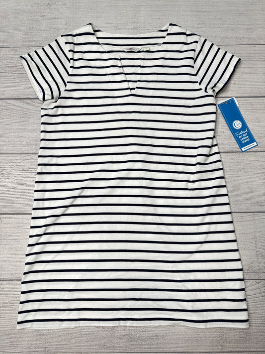 Dress Casual Short By Vineyard Vines In Striped, Size: L