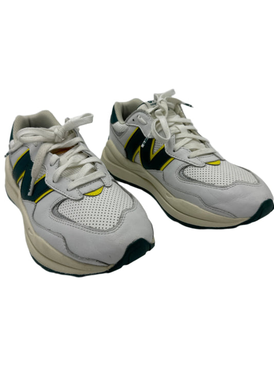 Shoes Athletic By New Balance In White, Size: 9.5