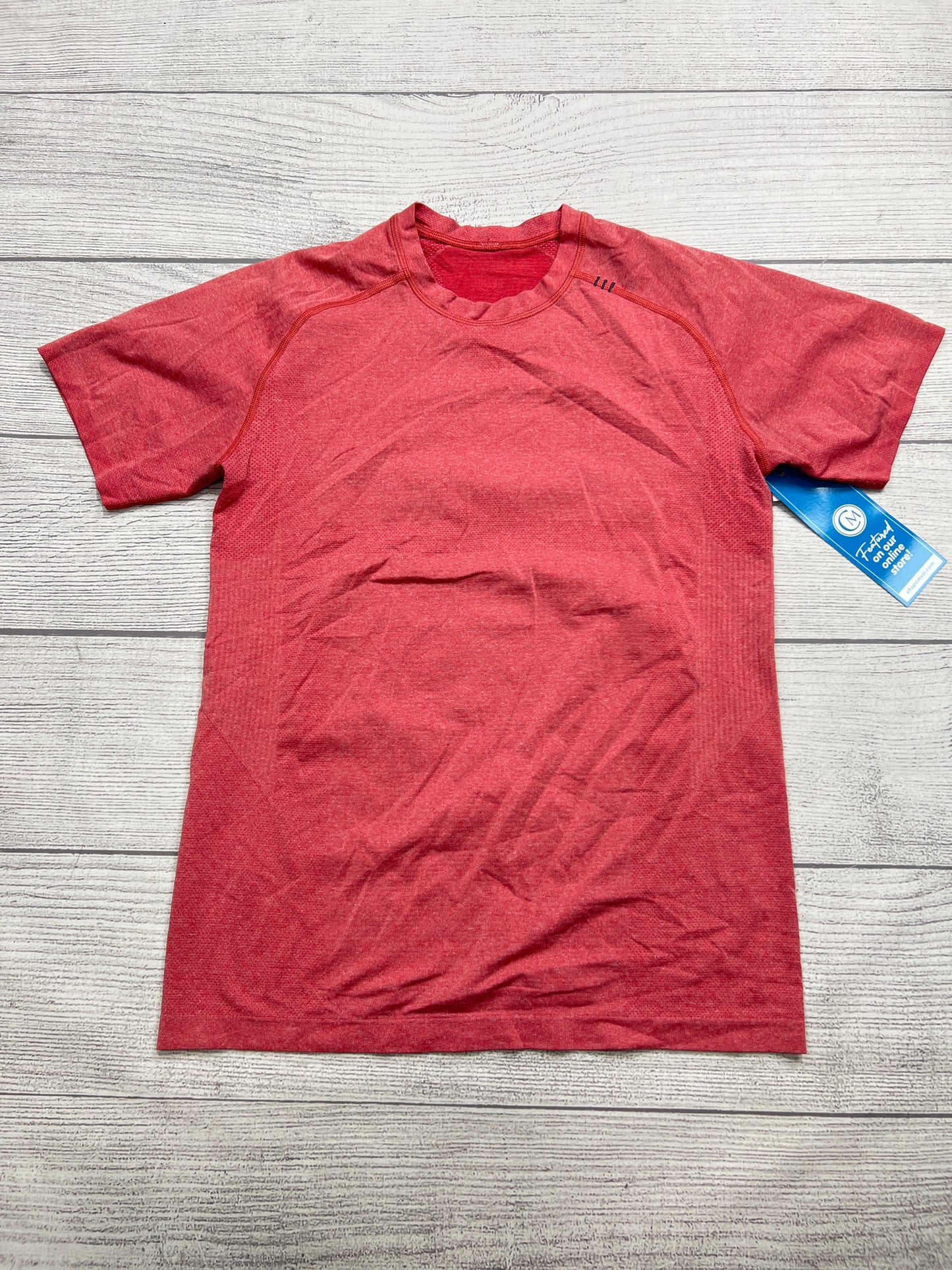 Athletic Top Short Sleeve By Lululemon In Red, Size: Men S