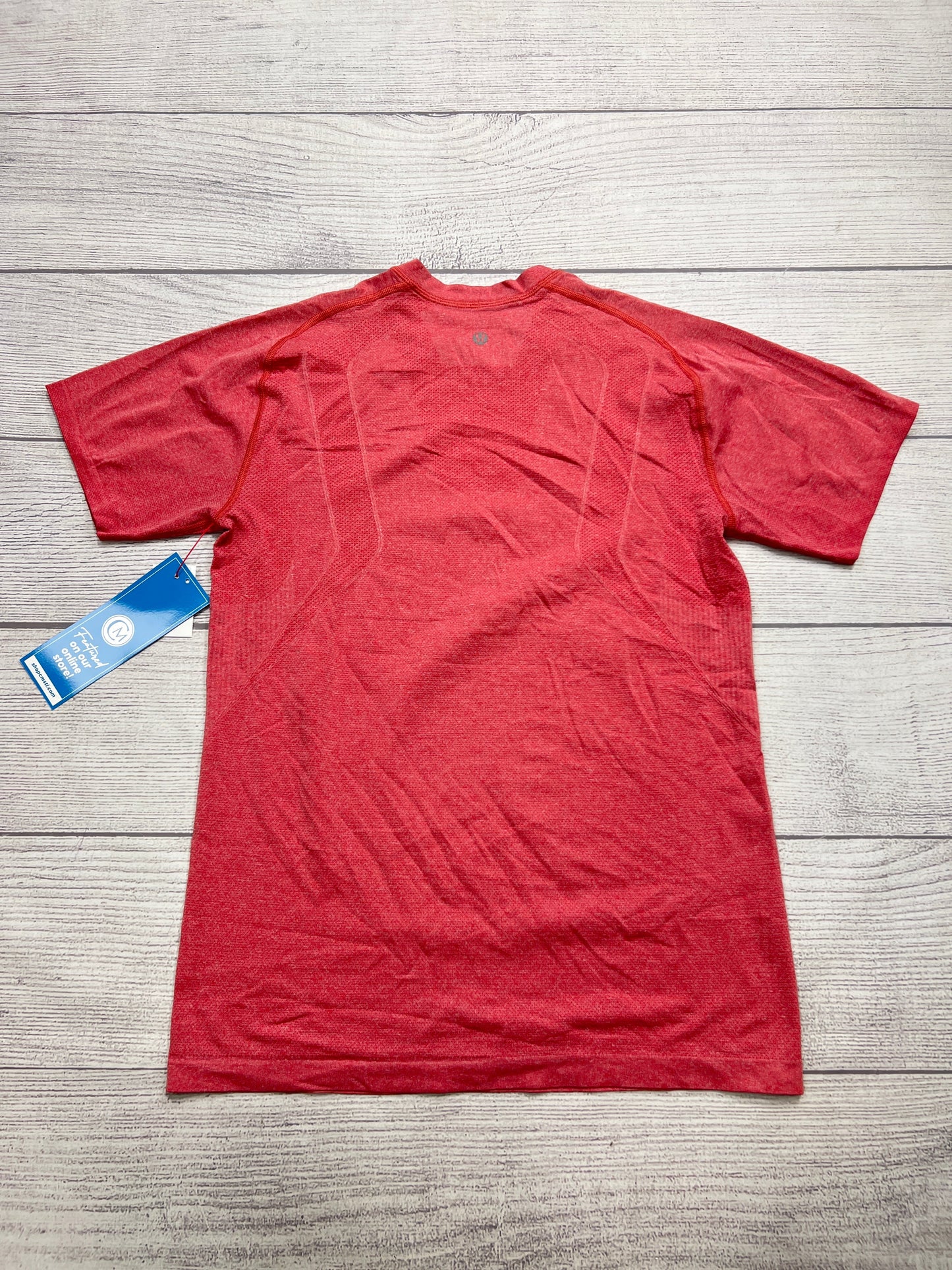 Athletic Top Short Sleeve By Lululemon In Red, Size: Men S